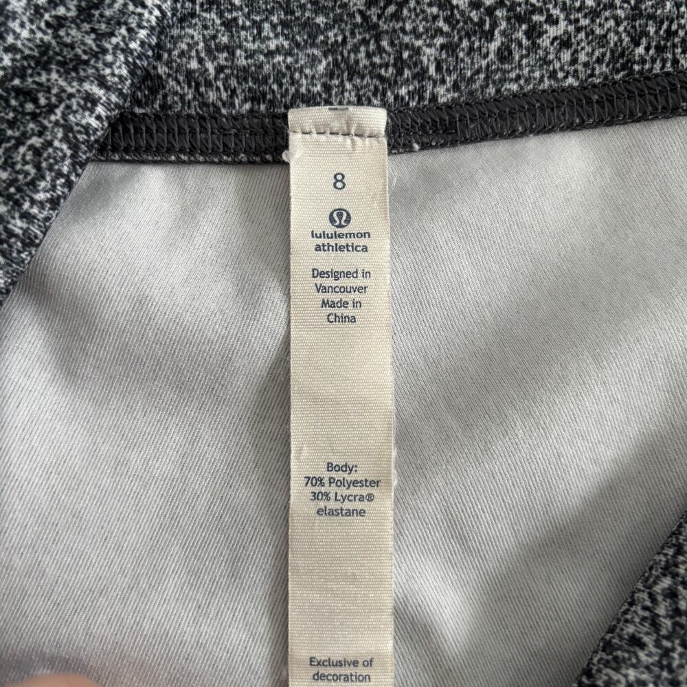 Lululemon Wunder Under Crop Legging in Speckled Black and White - Size: 8 - Picture 5 of 8